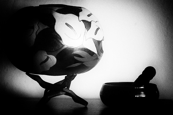 Objects, artistic, "black & white", decorations, desk, house