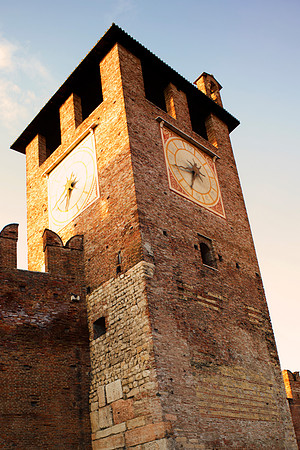 Adige, Bertazzoni, "Black & White", HDR, Italy, Nikon, UNESCO, Veneto, Verona, architecture, "castel vecchio", castle, clouds, colors, culture, details, history, river, scenic, sky, water