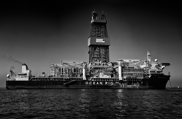 "black & white", boat, ocean, Nikon, Bertazzoni, Namibia, sea, waves, details, structure, beach, "Walvis Bay"