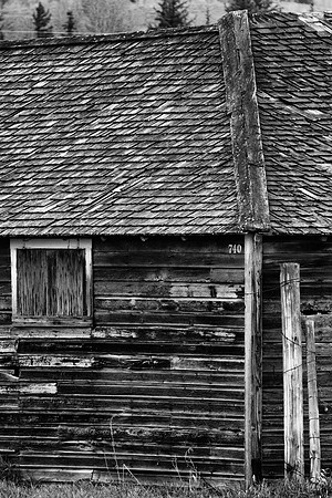 "black & white", "wooden cabin", wooden, cabin, logs, architecture, details, structure, cottage, building, Nikon, Bertazzoni, mountain