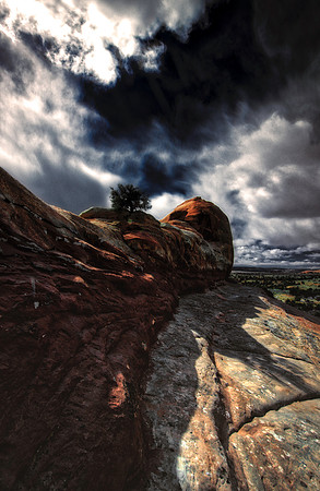 Arch, "Colorado River", Dead, "Green RIver", Handle, Horse, Jug, "La Sal Mountains", Moab, National, "Pack Peak", Park, Park, Point, State, USA, Utah, "Wilson Arch", "black & white", clouds, desert, n