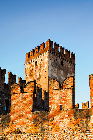 Adige, Bertazzoni, "Black & White", HDR, Italy, Nikon, UNESCO, Veneto, Verona, architecture, "castel vecchio", castle, clouds, colors, culture, details, history, river, scenic, sky, water