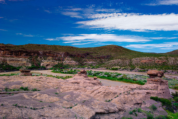 "Big Bend", "Big bend National Park", "Big Bend State Park", Texas, Mexico, USA, park, vacation, tourist, hiking, wildlife, bears, "mountain lion", deer, "mule deer", snake, rattlesnake, waterfall, fl
