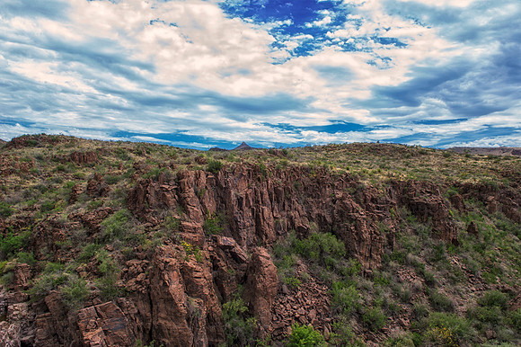 "Big Bend", "Big bend National Park", "Big Bend State Park", Texas, Mexico, USA, park, vacation, tourist, hiking, wildlife, bears, "mountain lion", deer, "mule deer", snake, rattlesnake, waterfall, fl