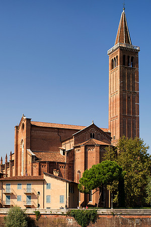 Adige, Bertazzoni, "Black & White", HDR, Italy, Nikon, UNESCO, Veneto, Verona, architecture, "castel vecchio", castle, clouds, colors, culture, details, history, river, scenic, sky, water