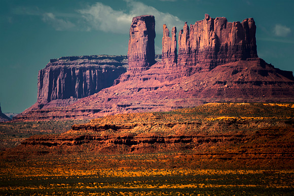 desert, bertazzoni, "marco bertazzoni", Utah, Arizona, "Monument Valley", movies, "John Wayne", Hollywood, scenic, landscape, rocks, sand, grass, shade. highlight, sunset, sunrise, dusk, dawn