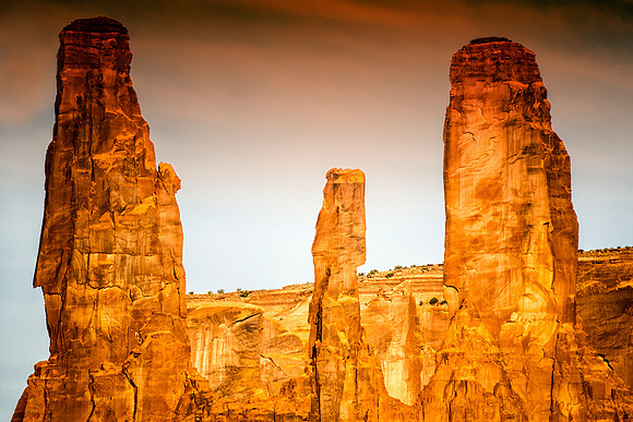 columns, Arizona, Hollywood, bertazzoni, desert, grass, john Wayne, landscape, "monument valley", movies, nature, sand, scenic, sun, sunrise, western, "marco bertazzoni", rocks, USA, "New Mexico",