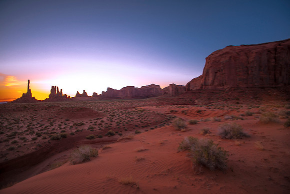sunrise, "monument valley", sand, desert, western, "john Wayne", Hollywood, movies, scenic, landscape, sun, bertazzoni