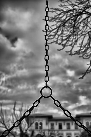 "black & white", rings, chain, abstract, details, Nikon, Bertazzoni, sky, clouds, structure, artistic