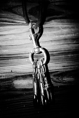 carabiners, "black & white", abstract, details, contrast, Nikon, Bertazzoni, metals, rope, snatch,